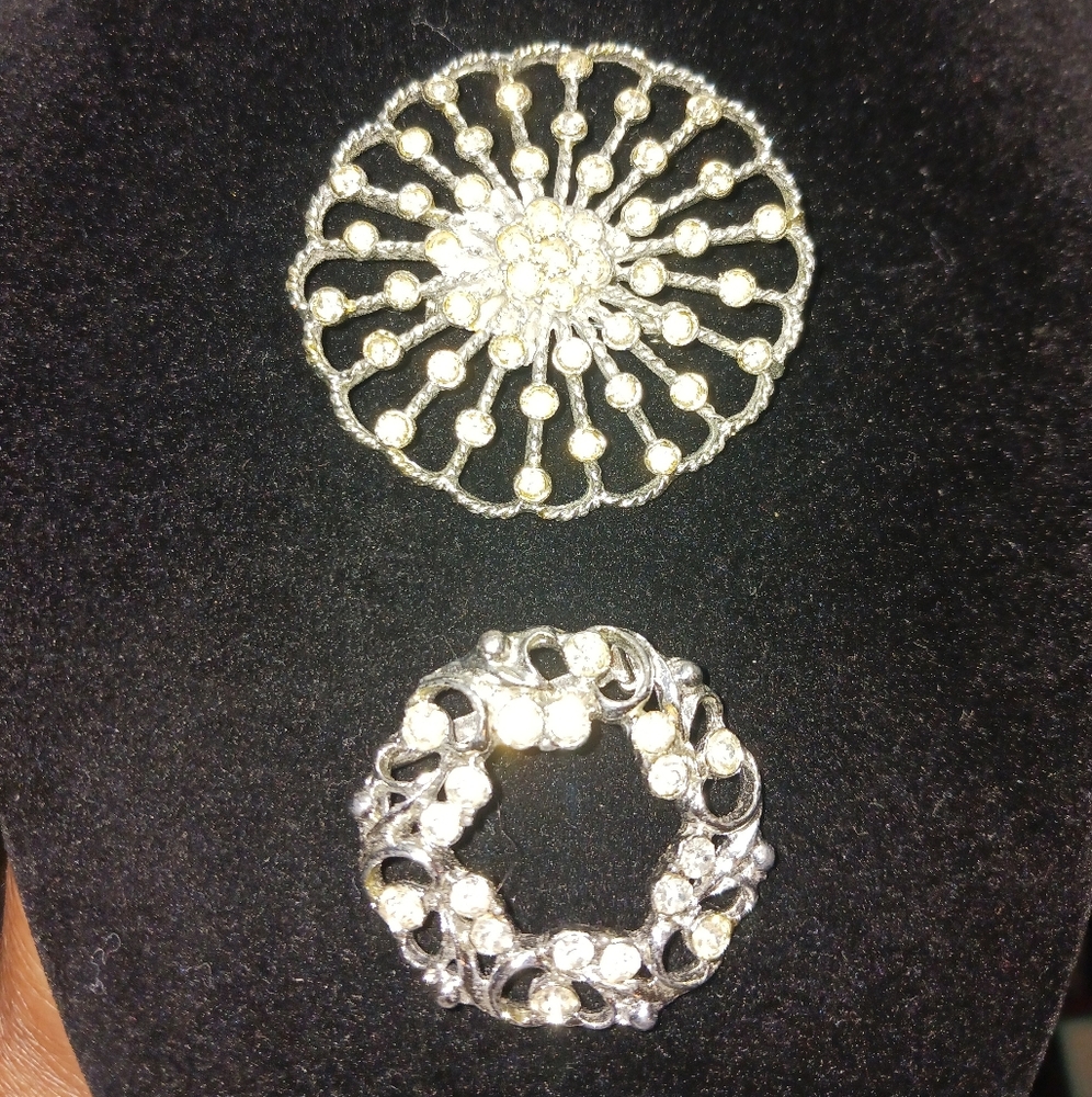 Vintage Rhinestone Brooch Lot, Round , 1.5 Inch, 2 Inches - Picture 2 of 9